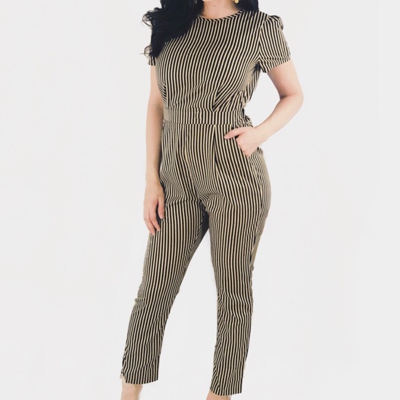 Back Tie Jumpsuit - Picture 3 of 5